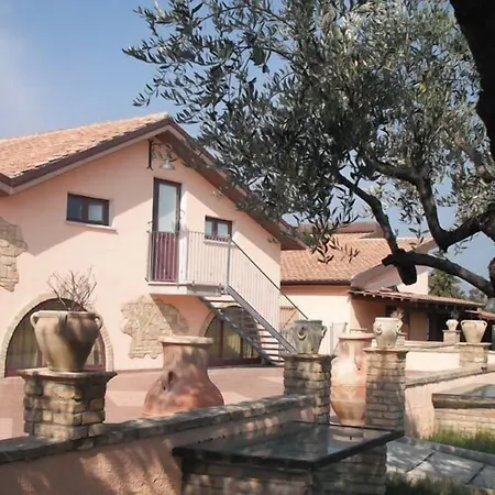 Azienda Vitivinicola Sergio Del Casale 3*