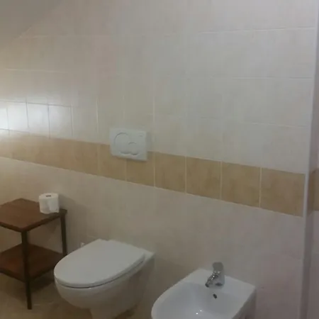 Azienda Vitivinicola Sergio Del Casale ואסטו