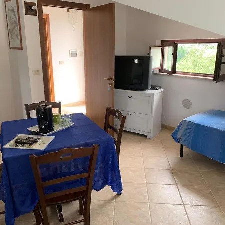 Azienda Vitivinicola Sergio Del Casale Panzió 3*