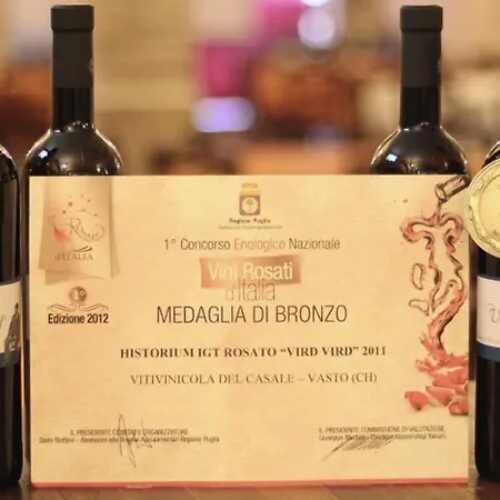 Azienda Vitivinicola Sergio Del Casale B&B 바스토