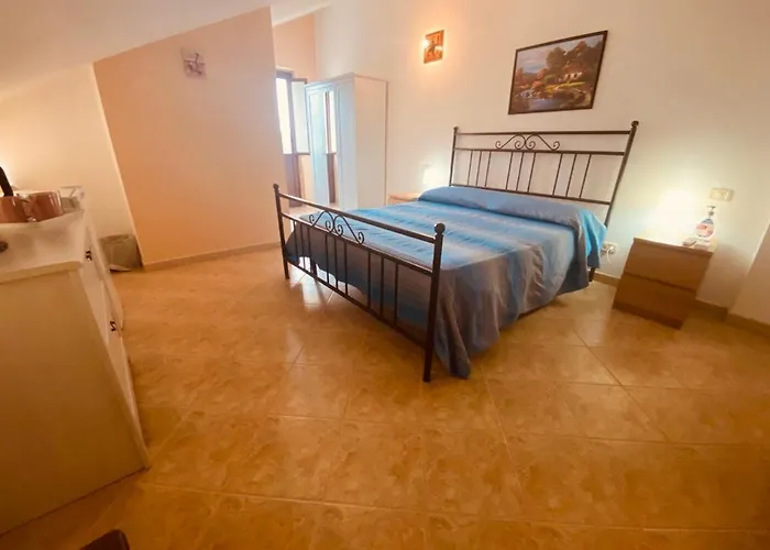 Azienda Vitivinicola Sergio Del Casale 3*